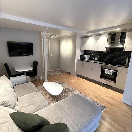 Daltind - Modern Apartment With Free Parking Narvik Esterno foto